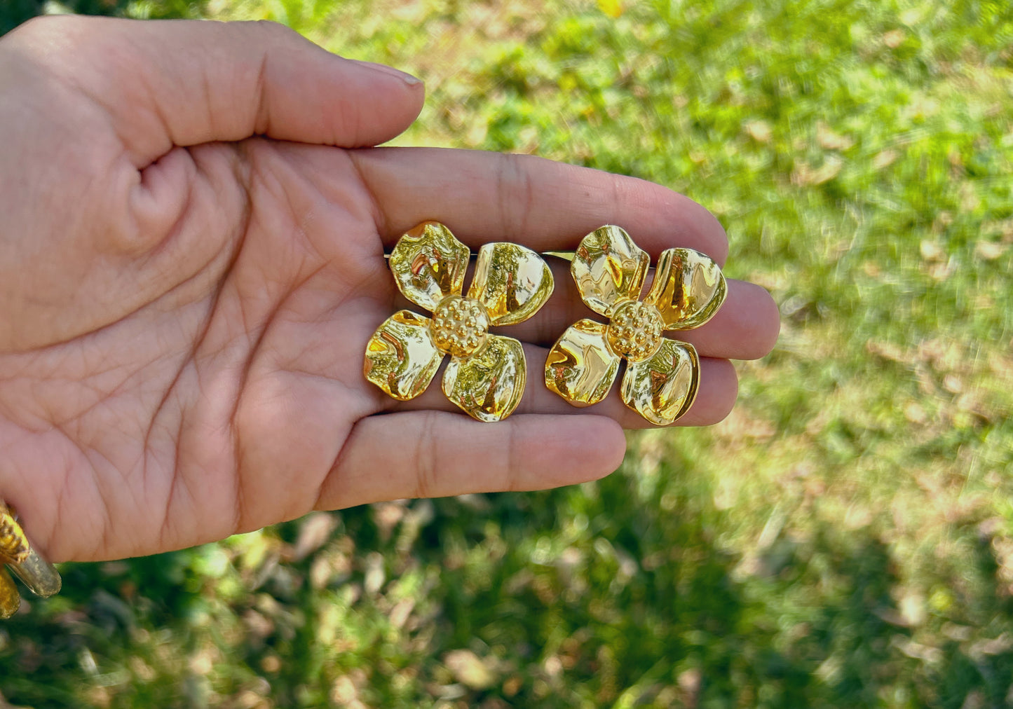 Gold Flowers Earrings