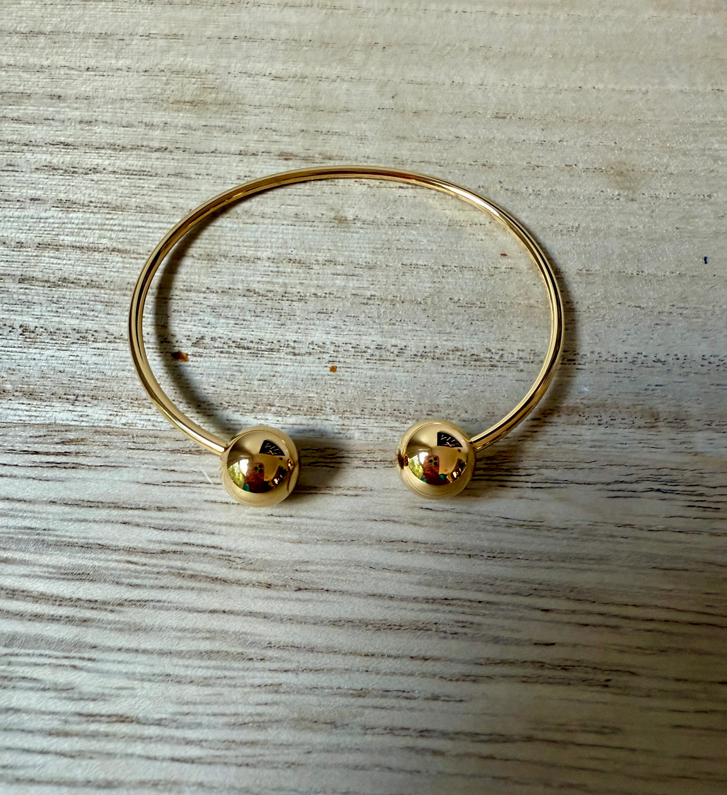 Dot Bracelet