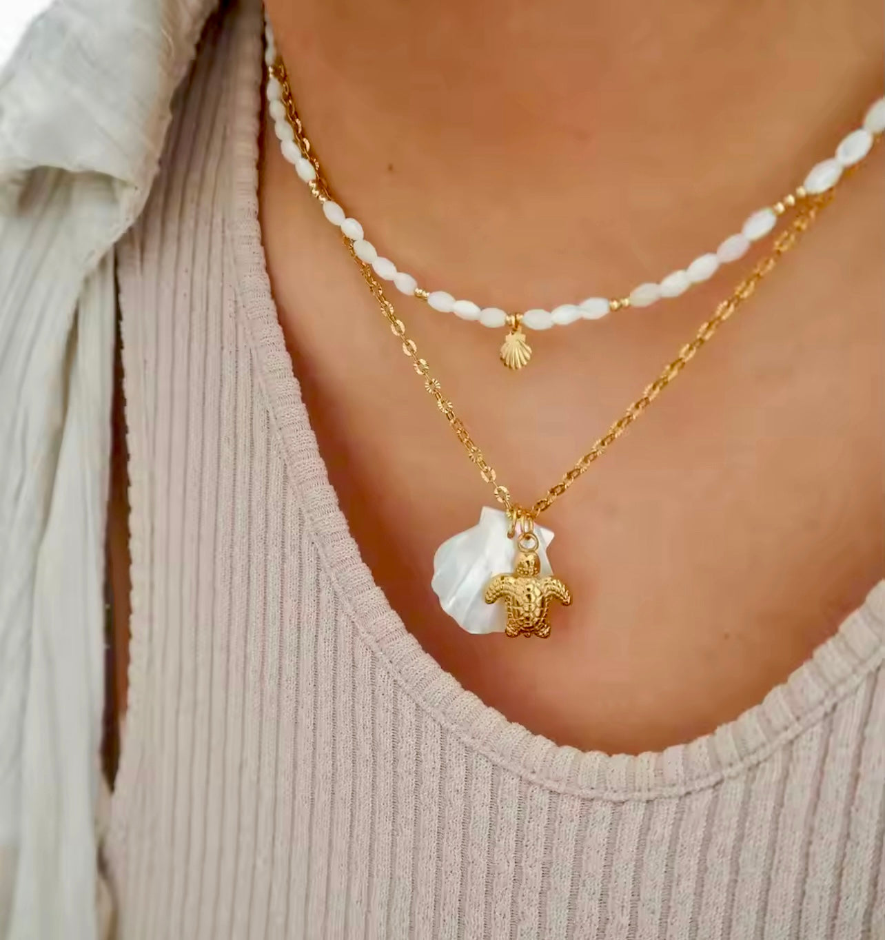 Shell and turtle necklace