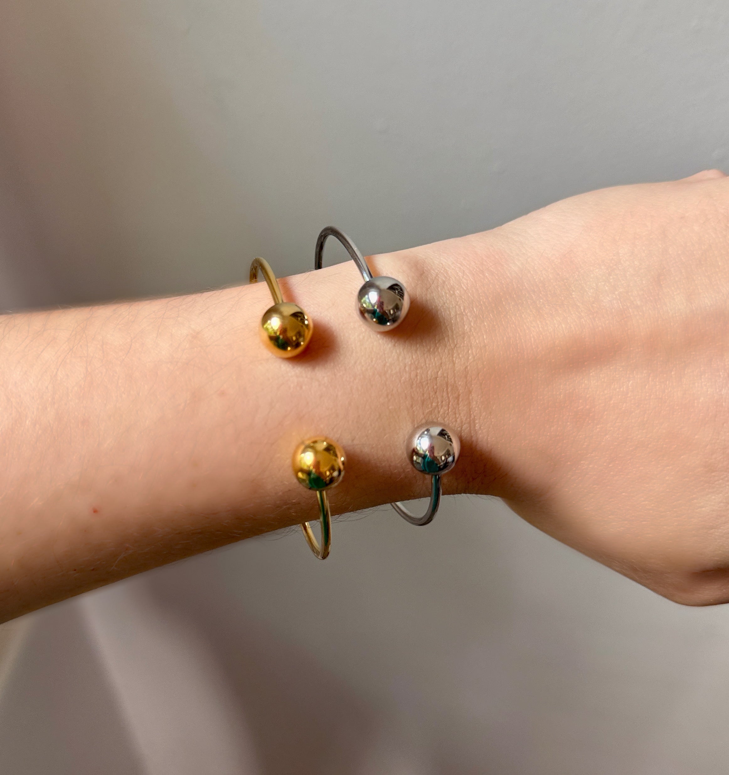 Dot Bracelet